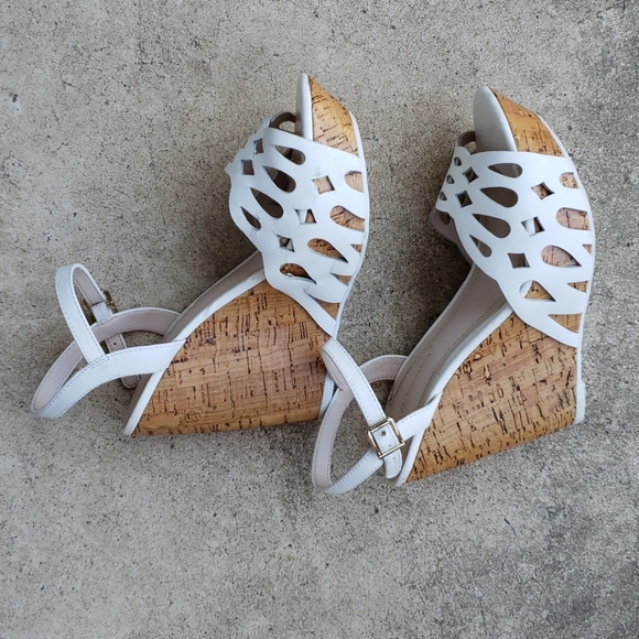 Bcbgeneration sandal. Gently used. - Picture 2 of 5